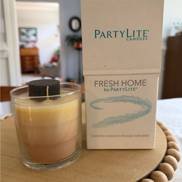PartyLite Fresh Home Bundle - Picture 8 of 8